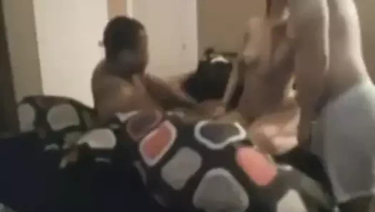 düşkünü öpüşme