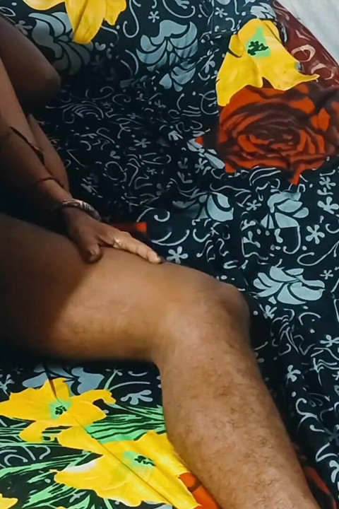 Neden 18 yaşındaki bir kızı siktim? Hintli seks videosu
