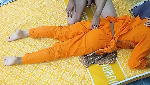 Seksi desi koca azgın seksi evli kadın tarafından yakalanıyor romantizm sikiliyor İçime boşalma, lütfen sadece 18 yaşındayım!