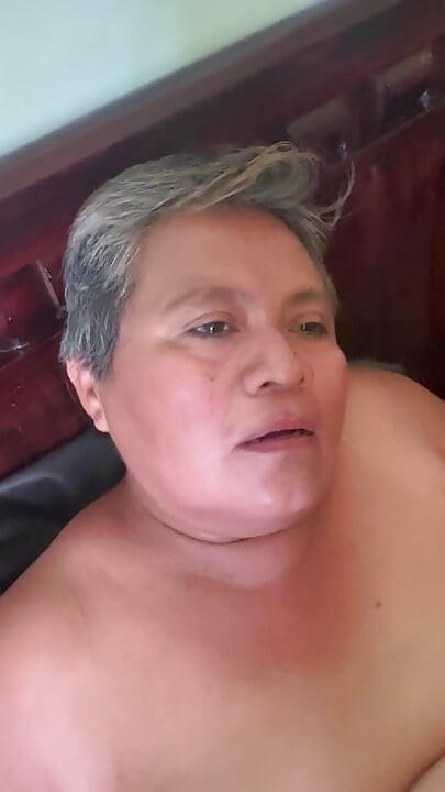 Sonunda komşumu sikmeyi başardım, amcığı çok damlıyor