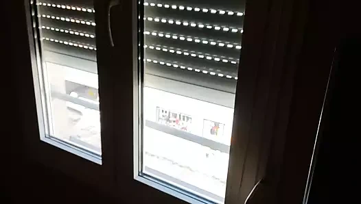 temizlikçi kadını bekle