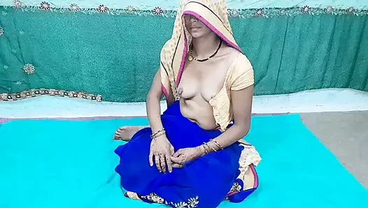 Hintli evli kadın göğüslerini emdiriyor, öpüyor ve dölle kaplanıyor