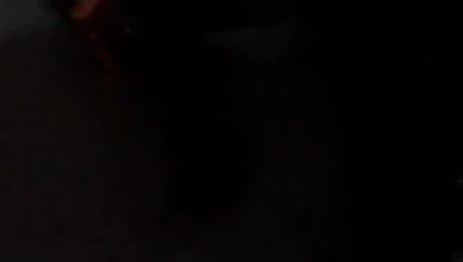 Esmer iri güzel kadın sakso çekiyor!!!