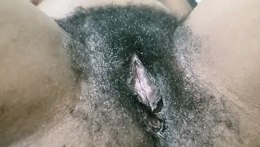 Çok ateşli amatör çılgın amcık karşı konulmaz şehvetli enerji, doğal güzellik