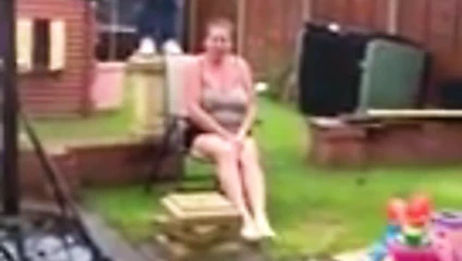 buz kovası göğüsler