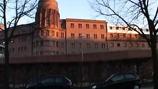 Ateşli Lezbiyenler Ve Tıp Odasında Sert Sikişiyor