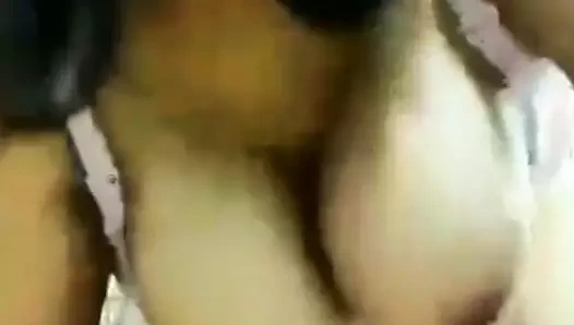 Hint teyze aşk köpek stili