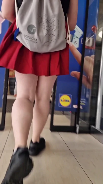 в магазине без нижнего белья