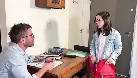 Öğretmeni Anal Seks Karşılığında