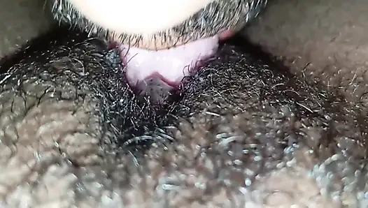 Servisten sonra evli inançlının terli amını emiyor