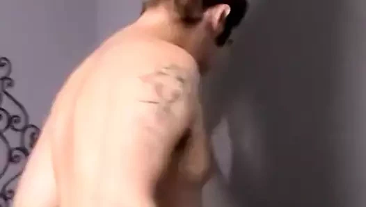 Kinky genç gerizekalı kapalı onun zonklama horoz süre veren sıcak bj