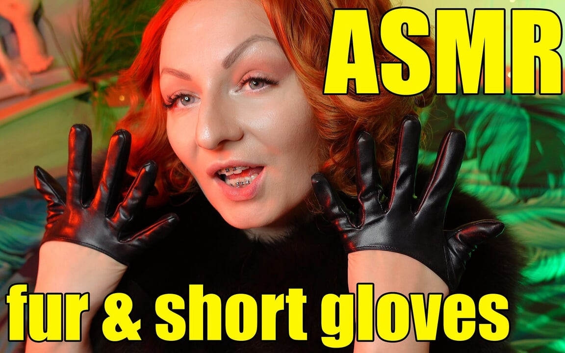 Seksi pin up Arya kısa deri eldivenlerle asmr sesleri yapıyor