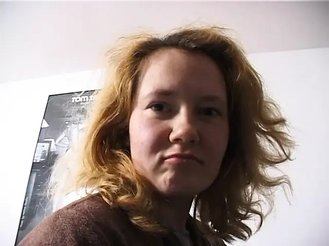 Kıllı sarışın piliç oyuncu seçmelerinde adamın yarağını emiyor bakış açısı