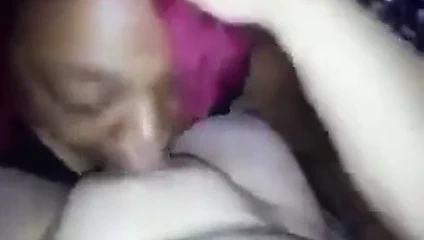 Siyah bbw drenajları beyaz horoz bj