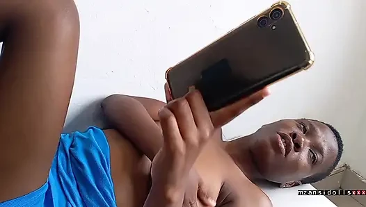 18 yaşındaki Afrikalı zenci, çıldırıyor