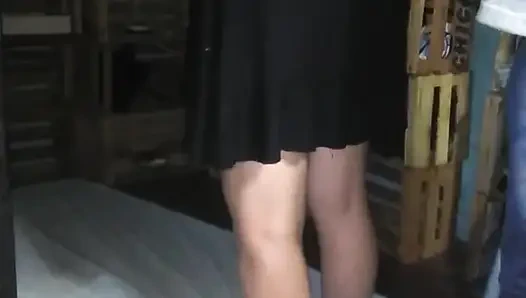 Geceleri üvey kız kardeşimin götüyle oynuyorum, çok zengin