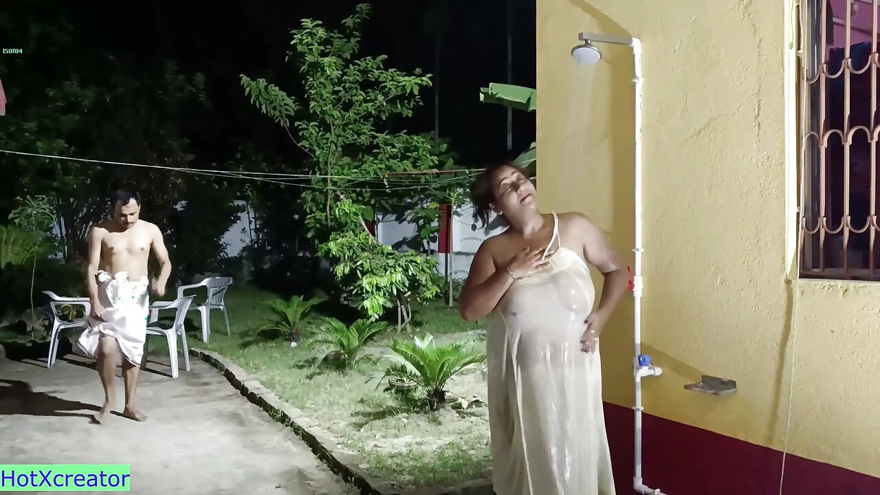Köylü yenge komşuyla harika xxx seks! Desi Porn