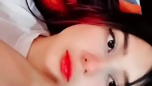 Bu çocukların şortunda götüm iyi görünüyor mu?