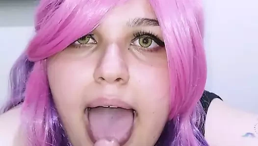 Sevimli e-kız okuldan sonra erkek arkadaşını emiyor