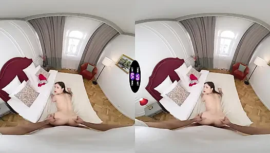 Mandy Moon spor salonundan sonra çay içmek yerine yarak emiyor - teenmegaworld