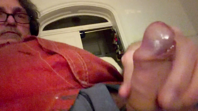 Üvey babanın penis mastürbasyonu