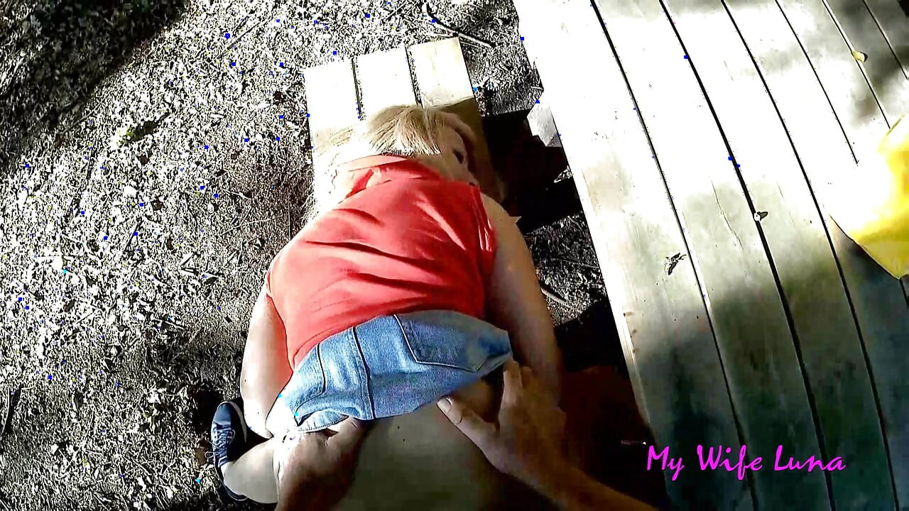 Parkta yürüyüş