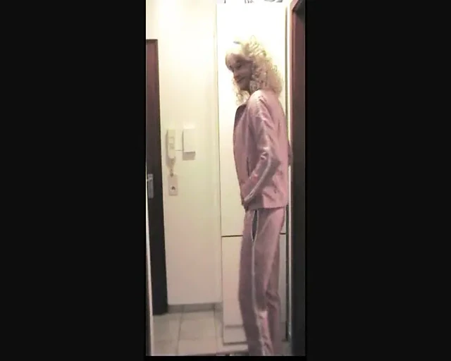 12.10.2008 Carola in a tracksuit