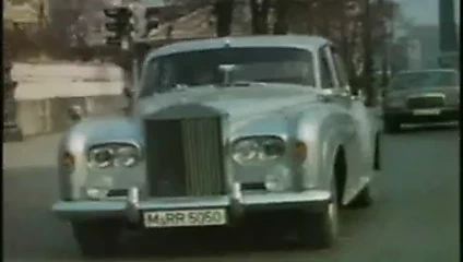 Olinka hardiman içinde kürk ceket verir oral seks