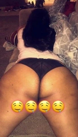 kalın latina ile Snapchat eğlence