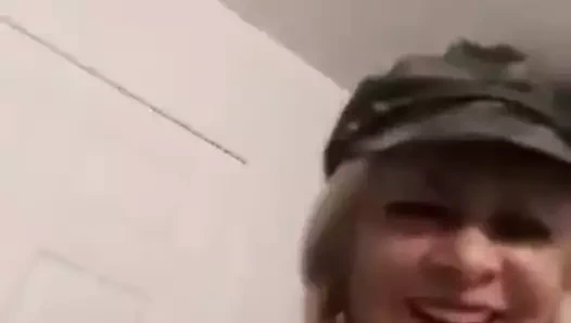 Sarışın milf gösteri ona boddy