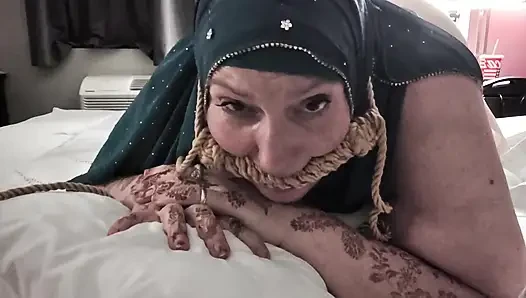 Tesettürlü sakat serseri bdsm her iki açıdan da