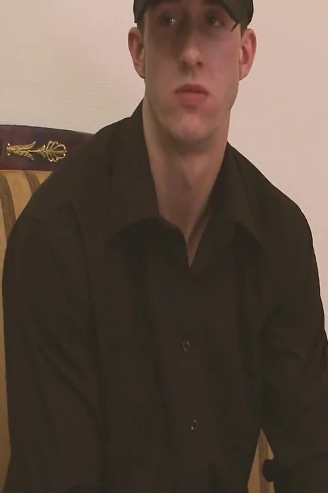 Büyük yarak bağımlıları sahne 3_busty sarışın ev hanımı komşus un yarağının tadını çıkarıyor