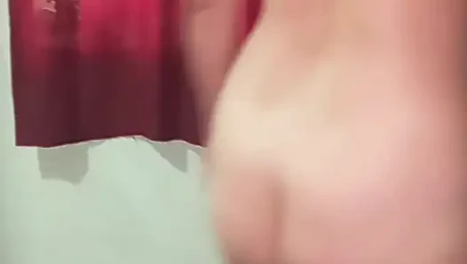 Patronum beni çıplak çalıştırıyor