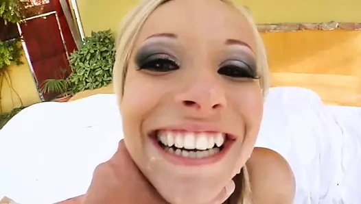 Muhteşem şeker, Avrupalı hatun amcık sikişi, pembe amcık yakın çekim mastürbasyon oudoor