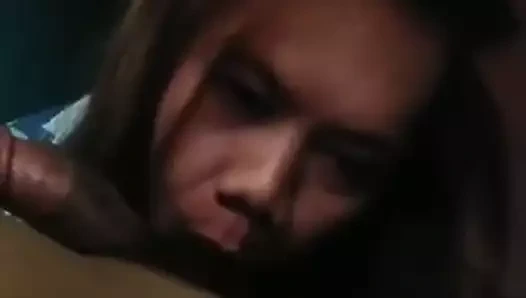 Pinay ladyboy yana pajarito