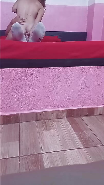 Zengin motelde sikiliyor ve götten sikiliyor