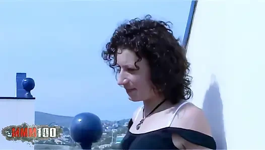 Steffy harika steffy terasta dans ediyor ve soyunuyor