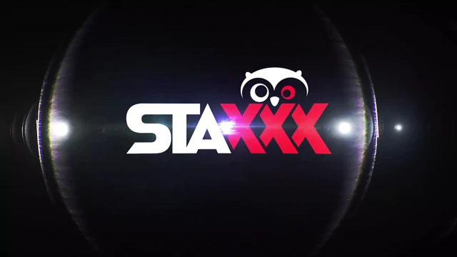 Sarışın hottie kelli staxxx alır siyah horoz içinde ona sıkı göt