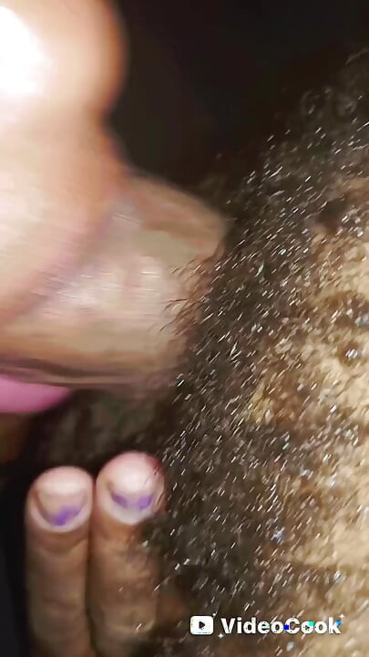 Boşalıncaya kadar fıstığımı boğazına boşaltıyorum!!