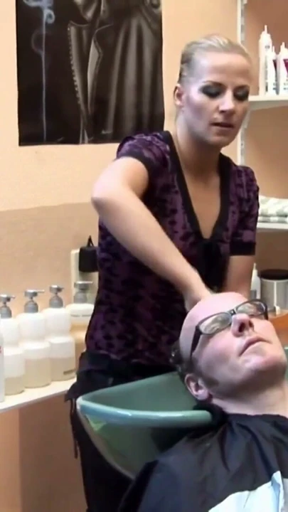 Fick mit meiner Friseuse | Clip 1