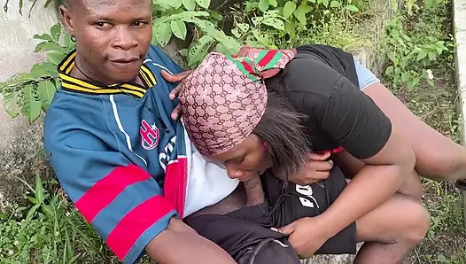 Dışarıda sikiş mantıklı tho