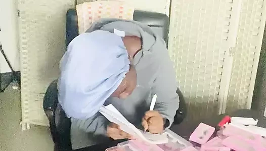 Entrepreneur Life - ScottBeautyworld benim küçük iş makyaj şirketim üzerinde çalışıyorum (ceo patron)