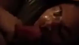 abanoz kız alır benim sürpriz yüz ve sevmiyor