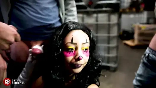 Döl boşaltma genç palyaço!