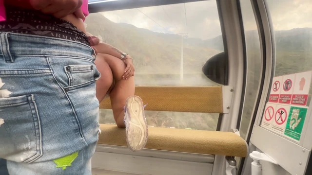 Blowjob And Fuck In The Cable Car In Colombia, Santander With A Very Horny Pregnant Woman