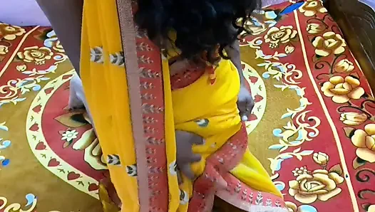 Hintli genç amcık sevgilisiyle sikişiyor