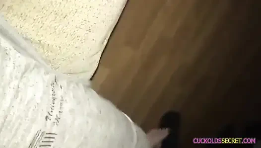 Cuckolds Secrets - scking on BBC lolipop