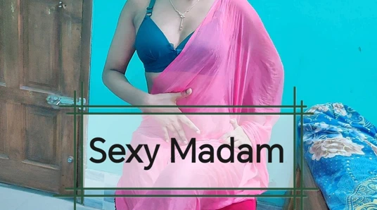 Öğretmen ve öğrenci edepsizce ateşli sikişiyor