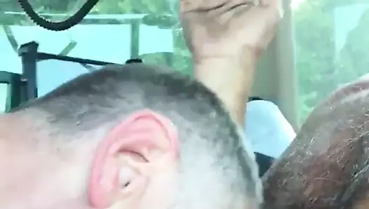 Bölüm 2 arasında the iki sıcak adım baba