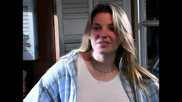 Sunnie Daye: İlk Kez Büyük Bir Olgun Horoz Denemek İstiyorum